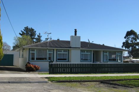 Photo of property in 42 Grey Street, Shannon, 4821