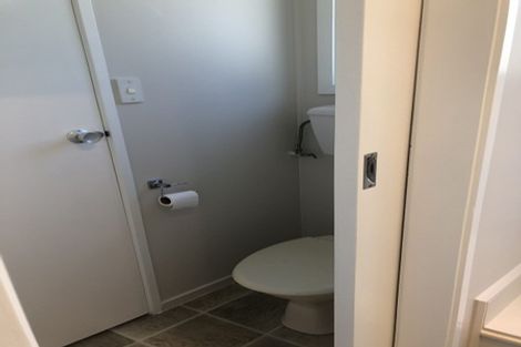 Photo of property in 2 Glucina Place, Glen Eden, Auckland, 0602