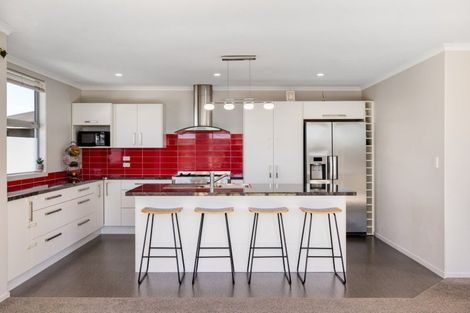 Photo of property in 12 Fleur Place, Te Puke, 3119