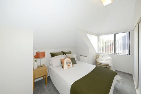 Photo of property in 431a Memorial Avenue, Burnside, Christchurch, 8053