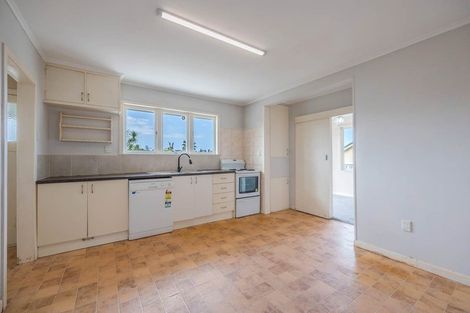 Photo of property in 55 Corunna Road, Milford, Auckland, 0620