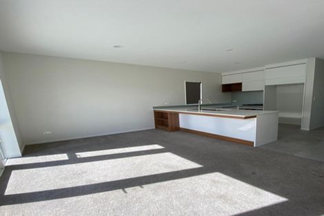 Photo of property in 26 Warbler Crescent, Papakura, 2110