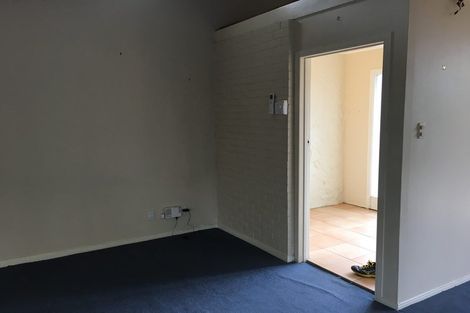 Photo of property in 9 Micawber Place, Mellons Bay, Auckland, 2014