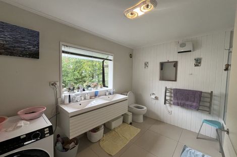 Photo of property in 2/260 Sunset Road, Windsor Park, Auckland, 0632