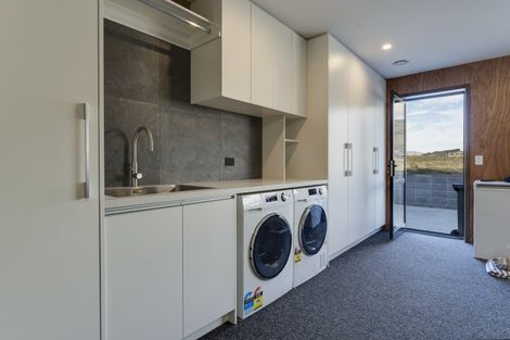 Photo of property in 18 Marjon Drive, Wanaka, 9305