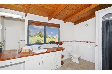 Photo of property in 66 Coalmine Road, Opaheke, Papakura, 2584