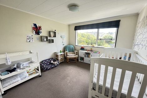 Photo of property in 5 Thurso Grove, Papakowhai, Porirua, 5024