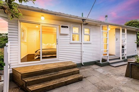 Photo of property in 20 Putnam Street, Northland, Wellington, 6012
