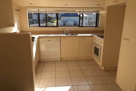Photo of property in 45 Ponderosa Drive, Oteha, Auckland, 0632