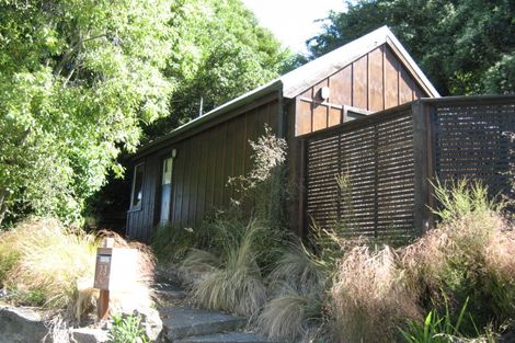 Photo of property in 23 Hawkhurst Road, Lyttelton, 8082