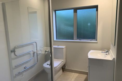 Photo of property in 12a Withers Road, Glen Eden, Auckland, 0602