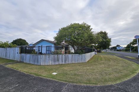 Photo of property in 12 Sheralee Place, Bucklands Beach, Auckland, 2014
