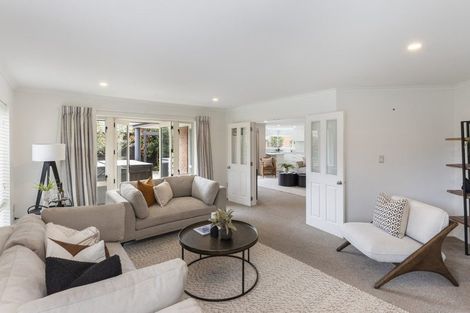 Photo of property in 1 Oaktree Lane, Bishopdale, Christchurch, 8053