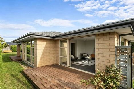 Photo of property in 77 Whincops Road, Halswell, Christchurch, 8025
