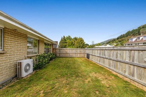 Photo of property in 131a Waikawa Road, Picton, 7220