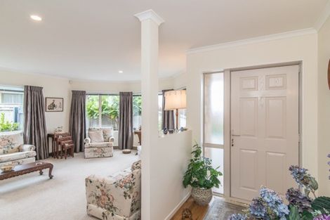 Photo of property in 10 Barrett Drive, Waikanae Beach, Waikanae, 5036