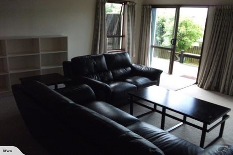 Photo of property in 22 Callender Place, Shelly Park, Auckland, 2014