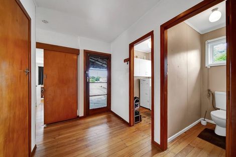 Photo of property in 162 Seaview Road, Westown, New Plymouth, 4310