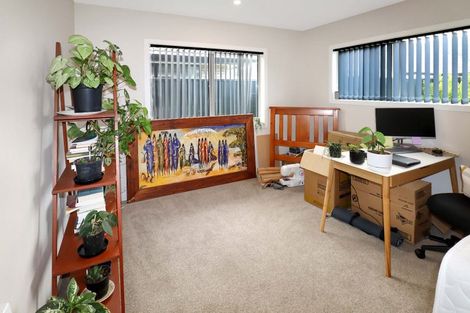 Photo of property in 11 Filmer Crescent, Wallaceville, Upper Hutt, 5018