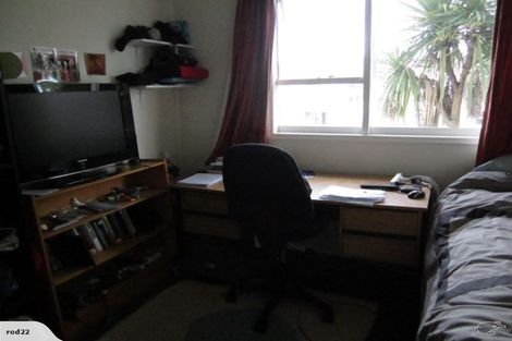 Photo of property in 2/25 Brockworth Place, Riccarton, Christchurch, 8011