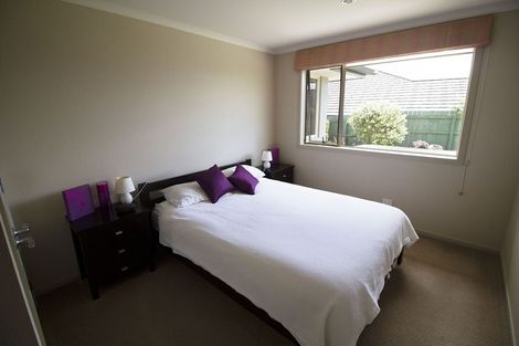 Photo of property in 22 Raddington Way, Huntington, Hamilton, 3210