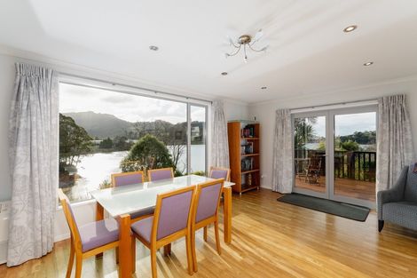 Photo of property in 8 Cove Street, Roseneath, Port Chalmers, 9023