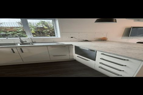 Photo of property in 8 Effingham Street, North New Brighton, Christchurch, 8083