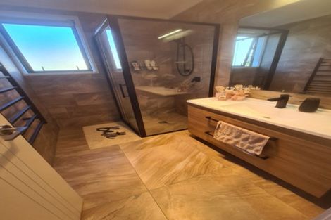 Photo of property in 2 Winstone House Road, Paerata, 2124