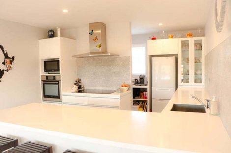 Photo of property in 5 Denton Street, Amberley, 7410