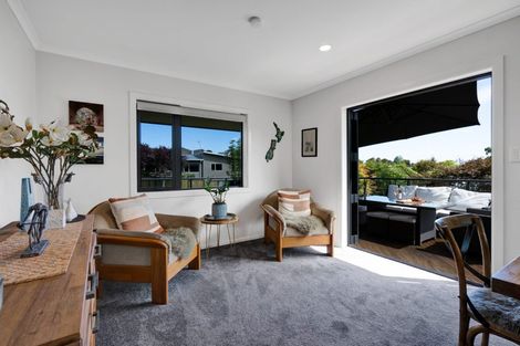 Photo of property in 17 Ashmore Drive, Frankleigh Park, New Plymouth, 4310