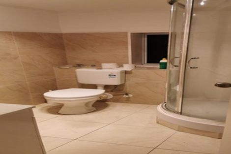 Photo of property in 2/55 Glenmore Road, Sunnyhills, Auckland, 2010