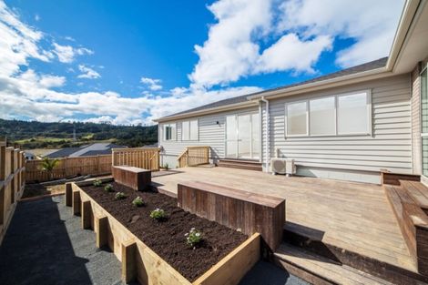 Photo of property in 7 Will Street, Huapai, Kumeu, 0810