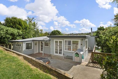 Photo of property in 69 Lorenzen Bay Road, Raglan, 3225