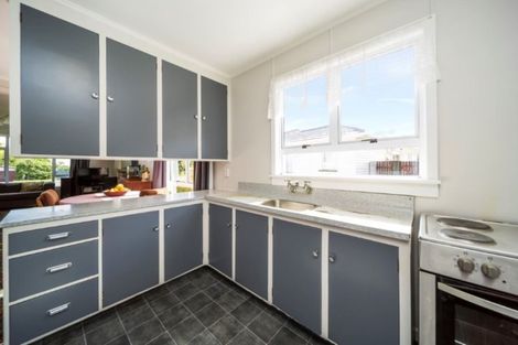 Photo of property in 14 Cowling Road, Hurdon, New Plymouth, 4310