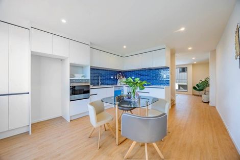 Photo of property in 6/4 Waitaki Street, Henderson, Auckland, 0612