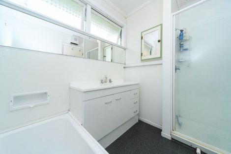 Photo of property in 36 Buick Crescent, Awapuni, Palmerston North, 4412