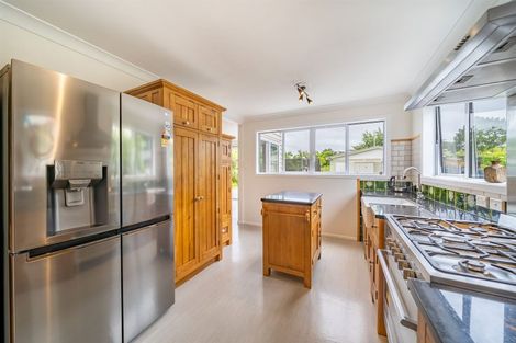 Photo of property in 15 Poole Crescent, Wainuiomata, Lower Hutt, 5014