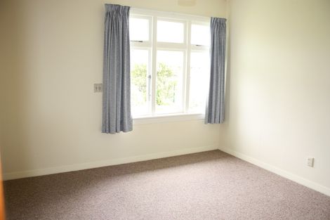 Photo of property in 3 Dickson Street, Macandrew Bay, Dunedin, 9014