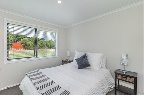 Photo of property in 33 Ohau Terraces, Ohau, 5570