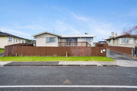 Photo of property in 32 Cargill Street, Papakura, 2110