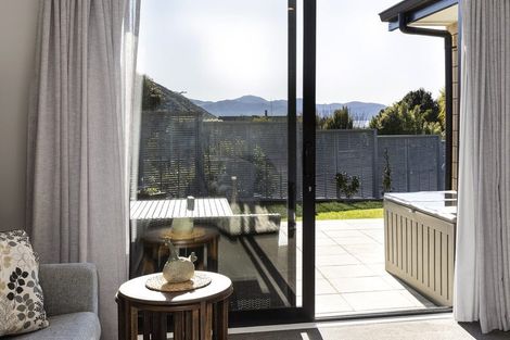 Photo of property in 10 Admiralty Place, Waikawa, Picton, 7220