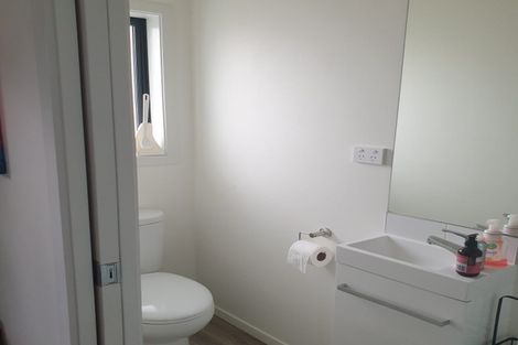 Photo of property in 1b Trosk Place, Waiuku, 2123