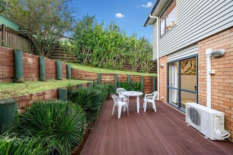 Photo of property in 22a Marvon Downs Avenue, Pakuranga Heights, Auckland, 2010