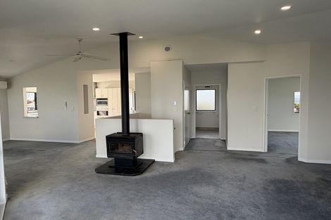 Photo of property in 1 Bramley Drive, Omokoroa, 3114