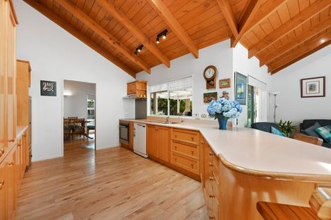 Photo of property in 37 Bouverie Crescent, Flagstaff, Hamilton, 3210