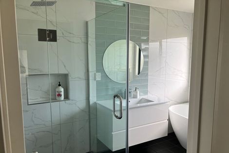 Photo of property in 8 Kalberry Place, East Tamaki, Auckland, 2016