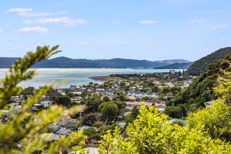 Photo of property in 15 Karaka Street, Eastbourne, Lower Hutt, 5013