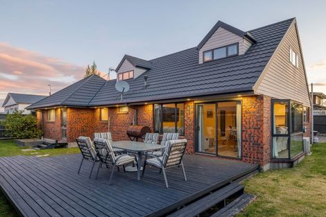 Photo of property in 279a Pages Road, Wainoni, Christchurch, 8061