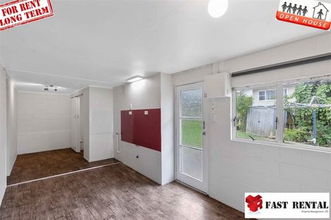 Photo of property in 2/46 Tree View Avenue, Glenfield, Auckland, 0629