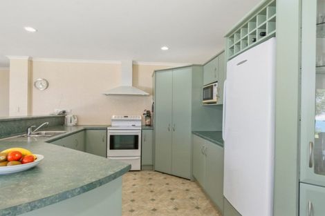 Photo of property in 34 Lax Crescent, Leigh, 0985